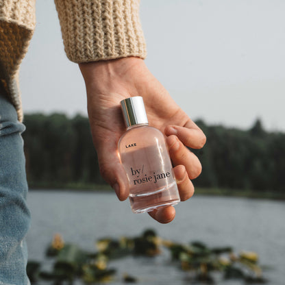 LAKE PERFUME