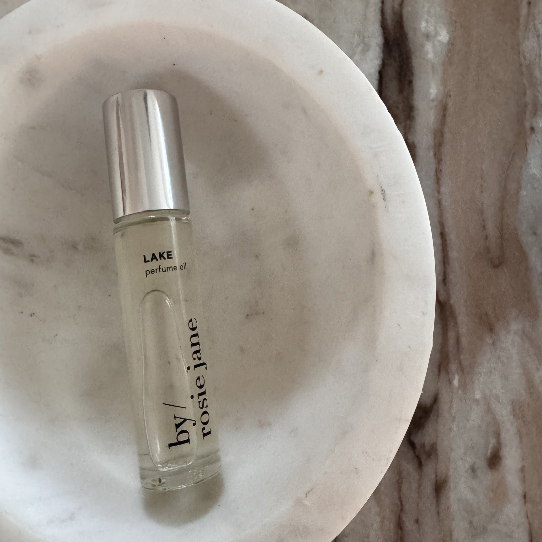 LAKE PERFUME OIL