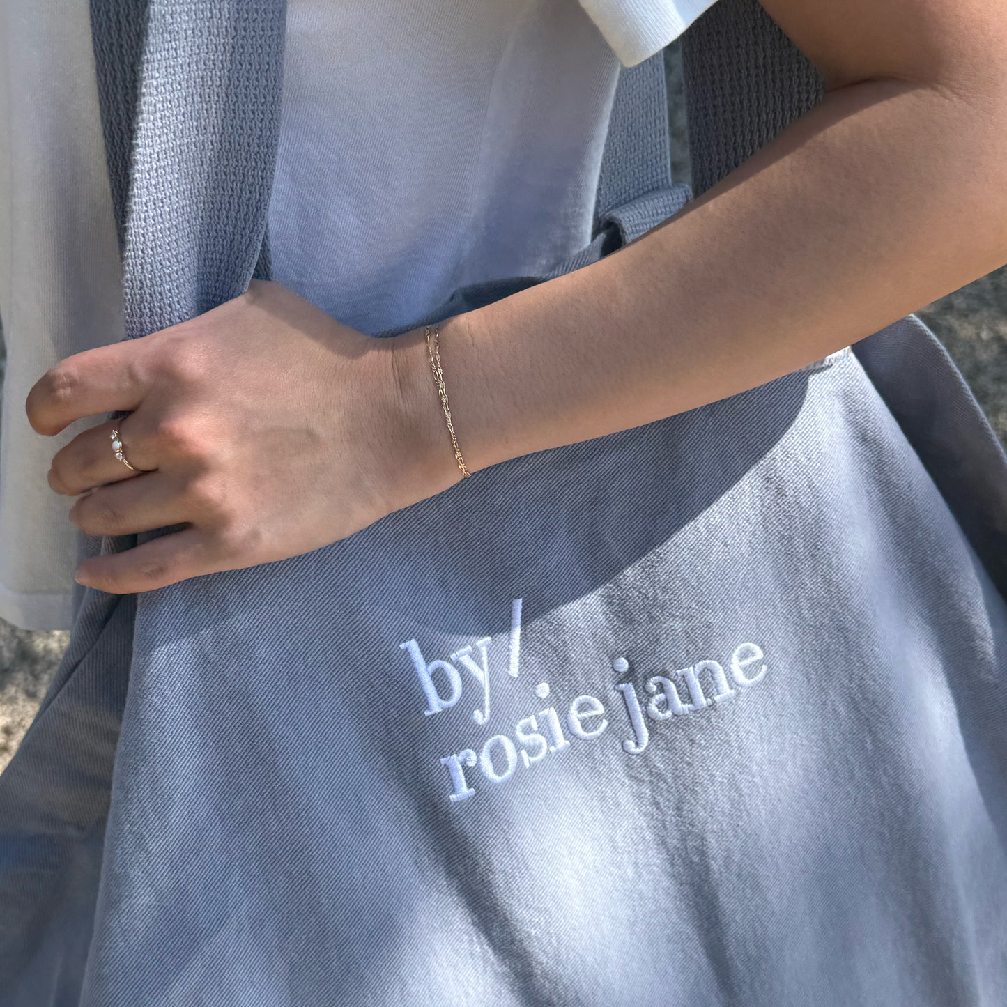BIGGEST OVERSIZED DENIM TOTE
