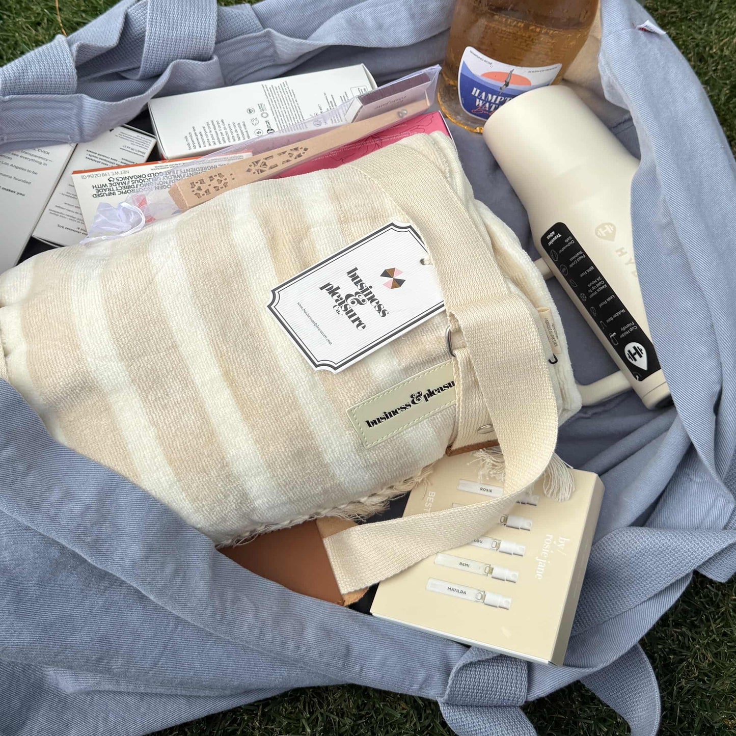 BIGGEST OVERSIZED DENIM TOTE